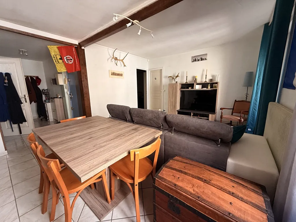 Salle à manger - Appartement Meublé avec Parking à Carcassonne Centre