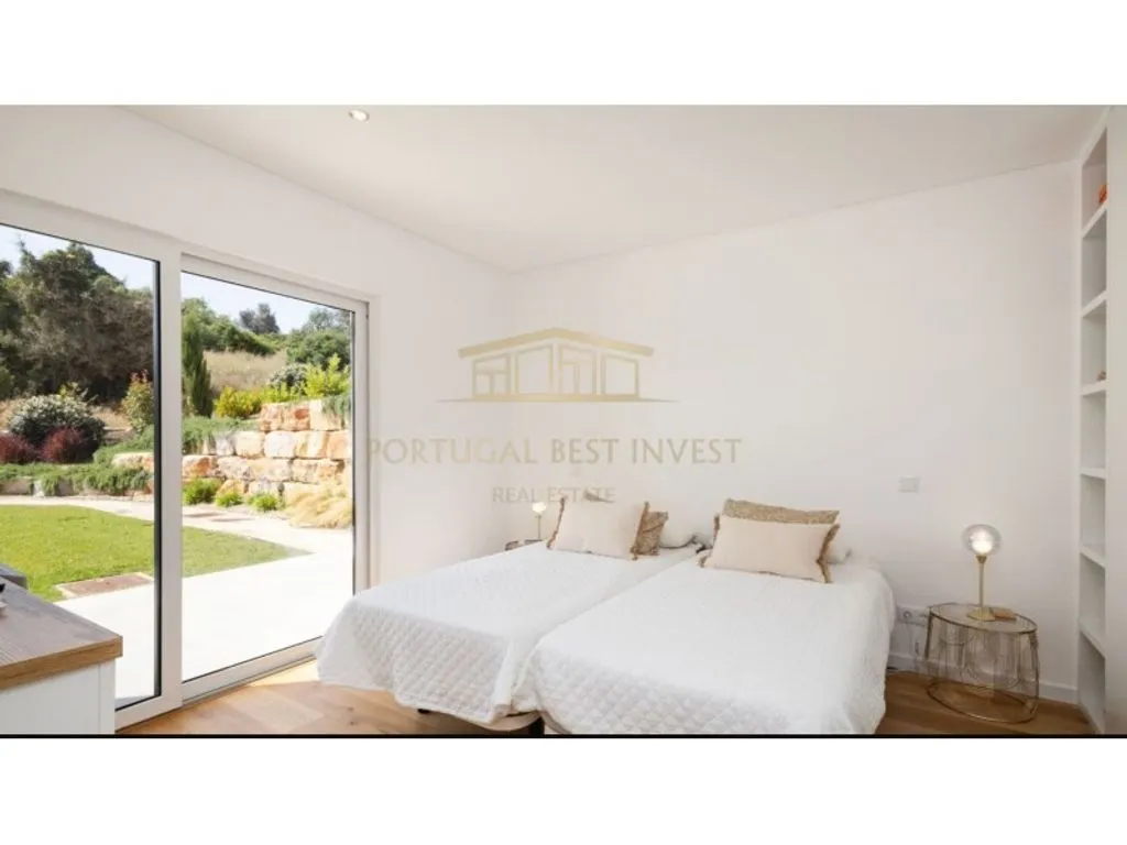 Chambres - Contemporary Semidetached House with Pool in Lagoa