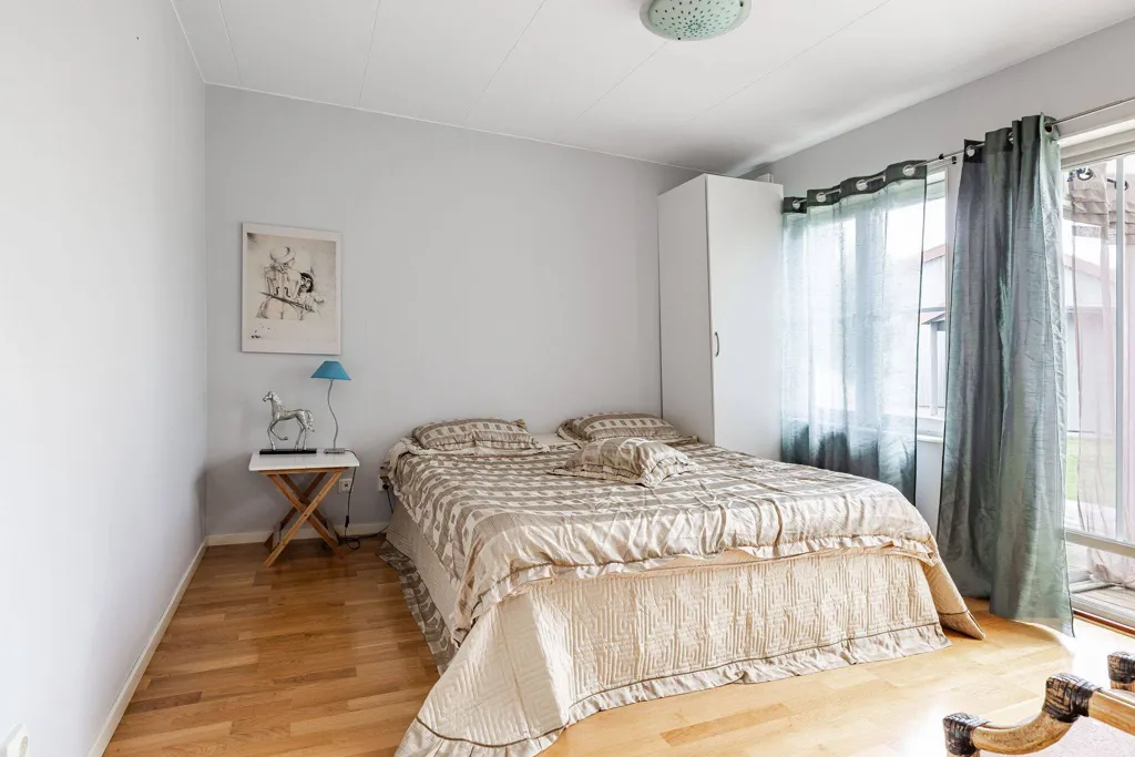 Magamistoad - 1½-Storey Villa with Spa in Eskilstuna