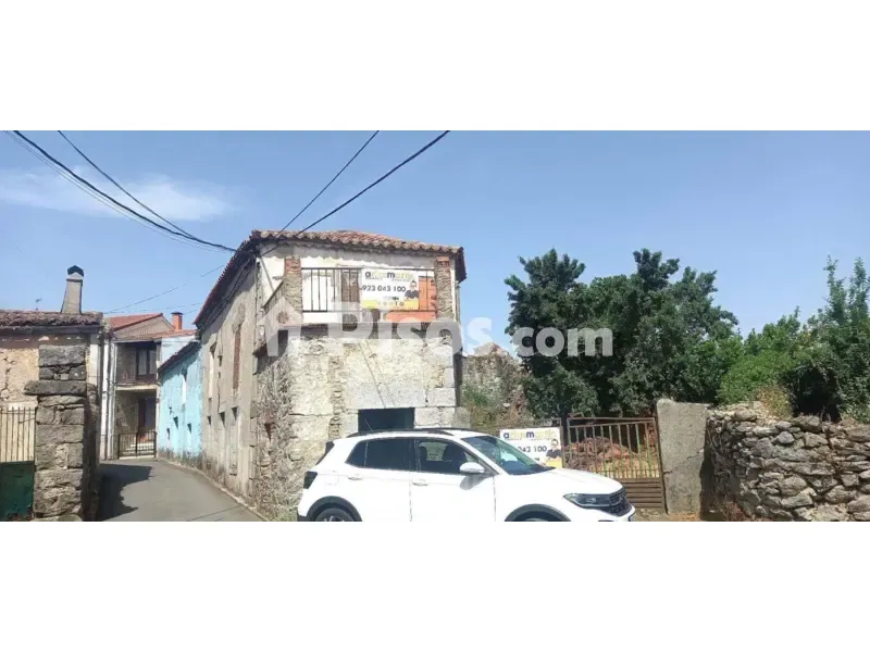 Esterno - Plot with Potential in Linares de Riofrío