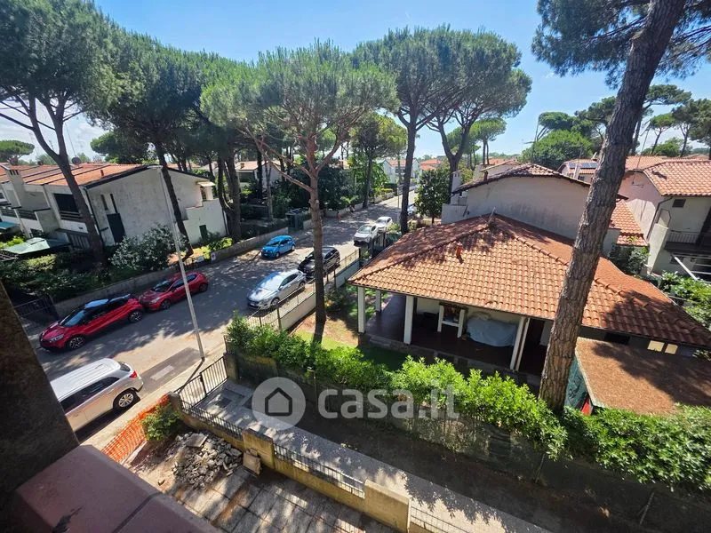 Balcon - Restorable Two-Bedroom in Lido degli Estensi