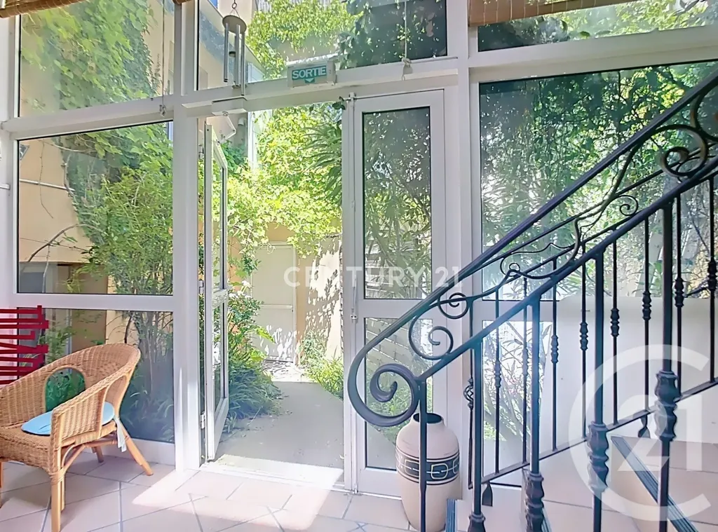 Terrass - Duplex Professional Space with Garden in Aubagne