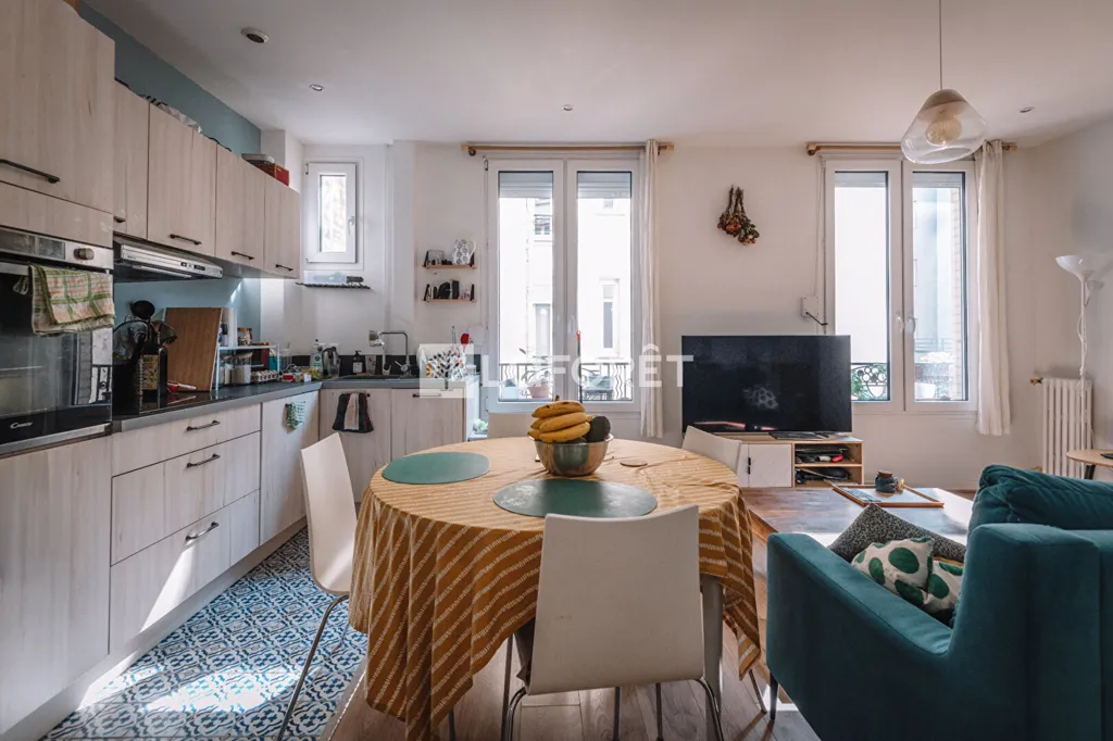 Cuisine - Appartement 2 Pièces dans le Village Jeanne d'Arc à Paris
