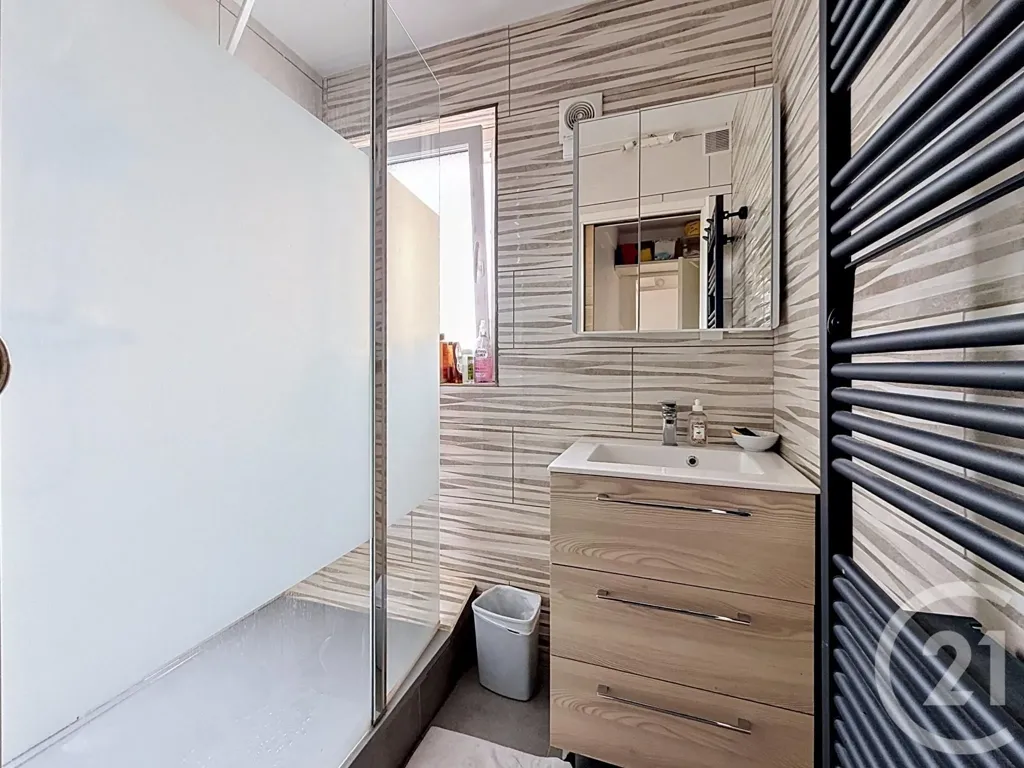 Salles de bain - Appartement F4 Traversant à Dijon