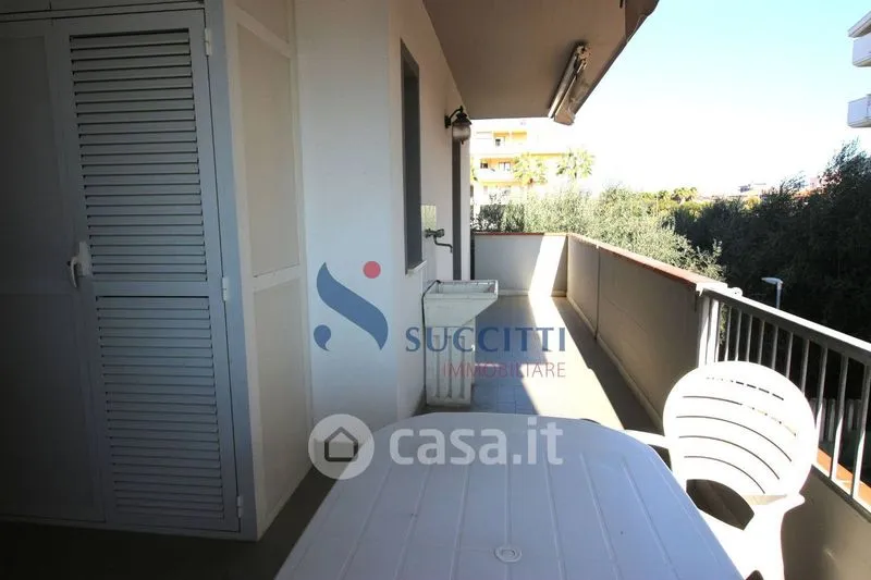 Terrasse - Armed Triplex with Terrace in Alba Adriatica