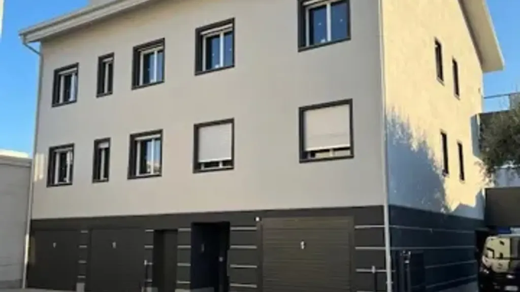 Välivaade - Apartment with Garden View in Nova Milanese