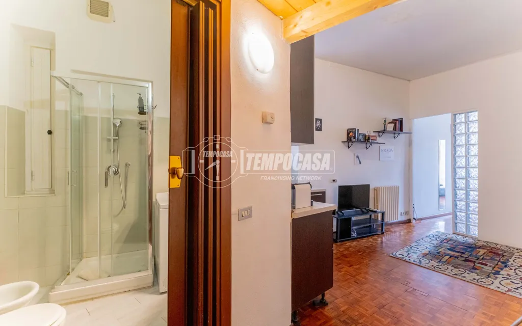 Entrée - Armed Two-Bedroom Apartment in Milan