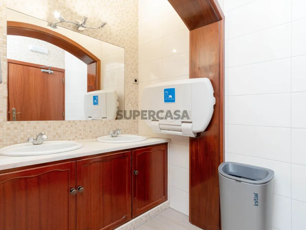 Salles de bain - Luxury House with Restaurant in Albufeira