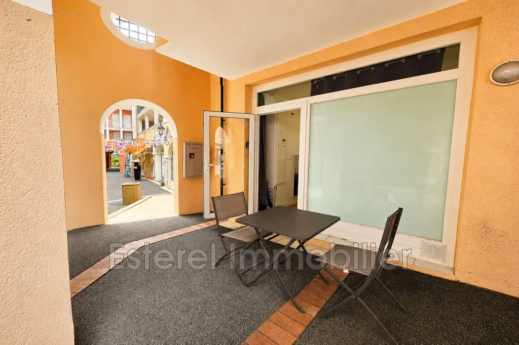 Giardino - Studio with Sea View in Cap Estérel