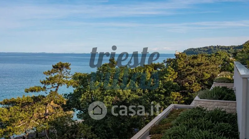 Terrass - Newly Built Penthouse with Sea View in Trieste