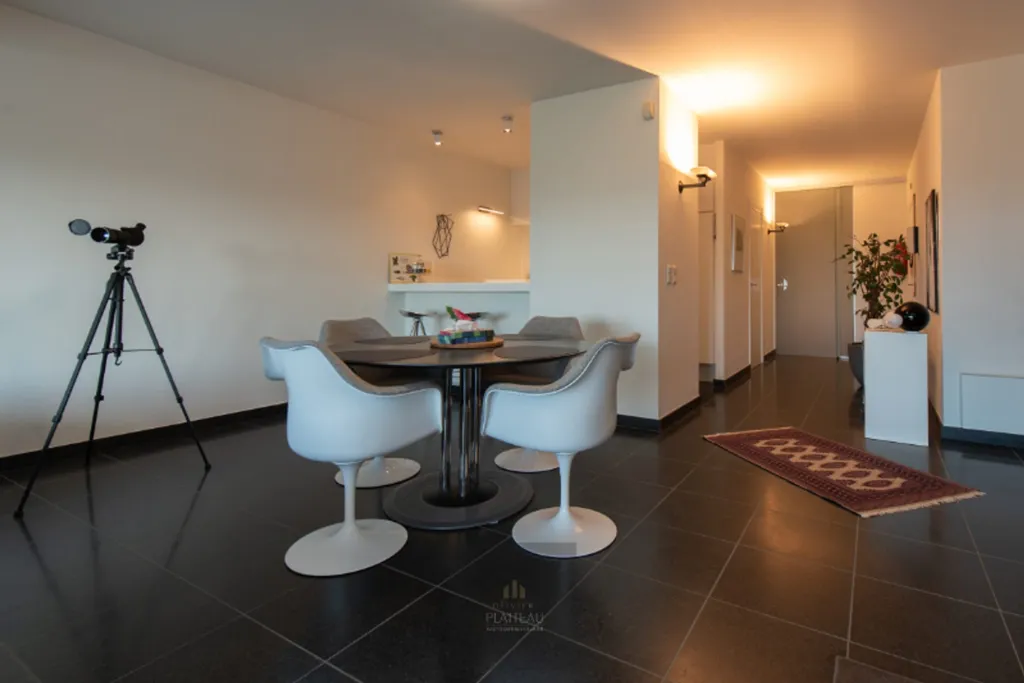 Söögituba - Walk-Through Flat with Beach View in Oostduinkerke