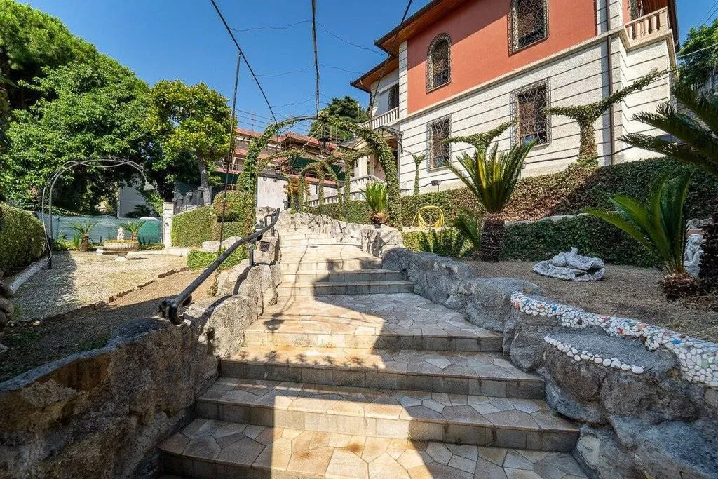 Pièces - Luxury Villa with Sea View in Alassio