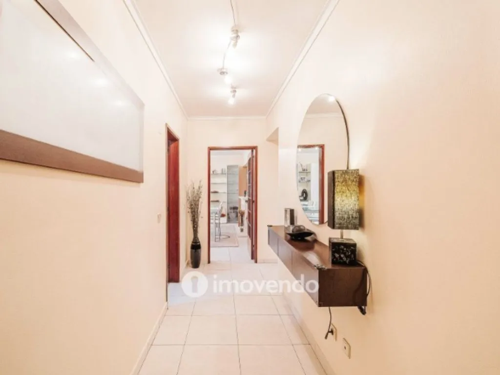 Entrée - Luxury Flat with Fireplaces in Almada