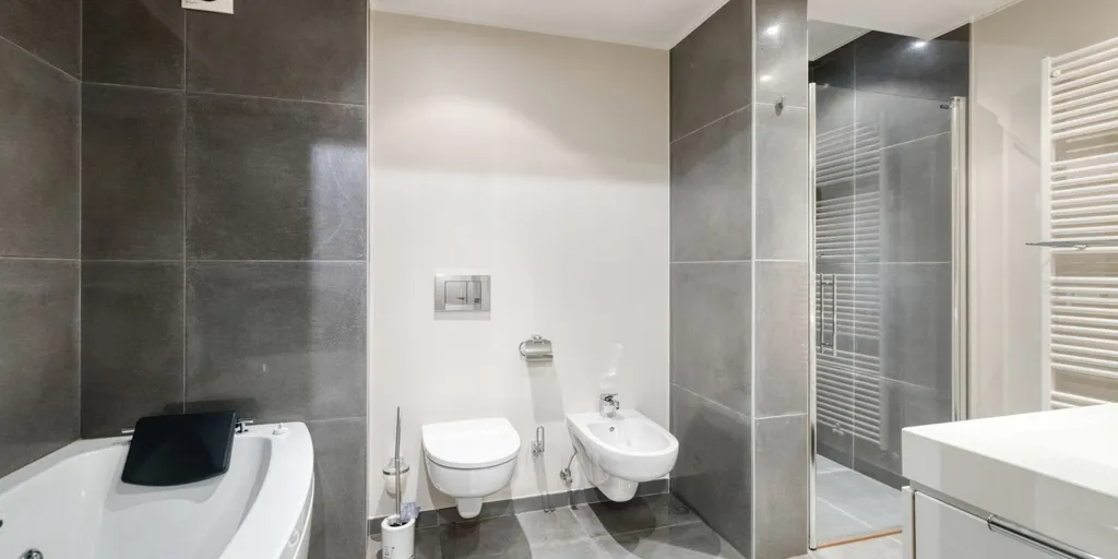 Salles de bain - Appartement avec 2 Terrasses au Centre de Hasselt