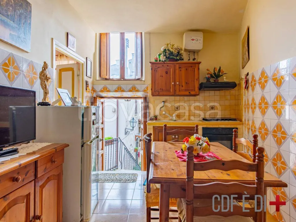 Salle à manger - Characterful Apartment with Balcony in Monte Santa Maria