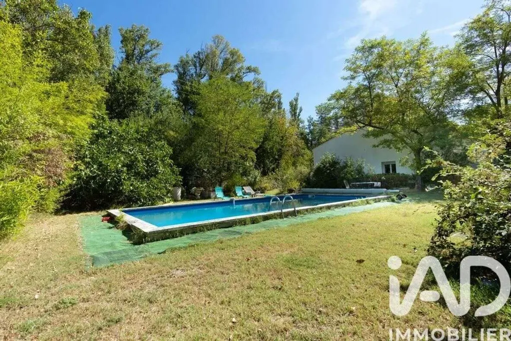 6-room house in Saignon