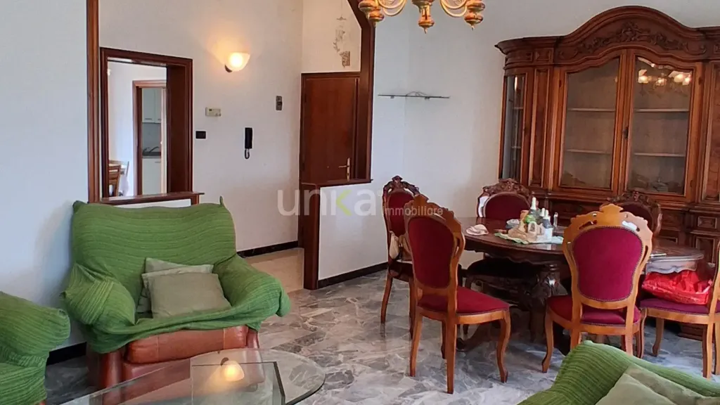 Salle à manger - Apartment with Panoramic Balcony in Jesi