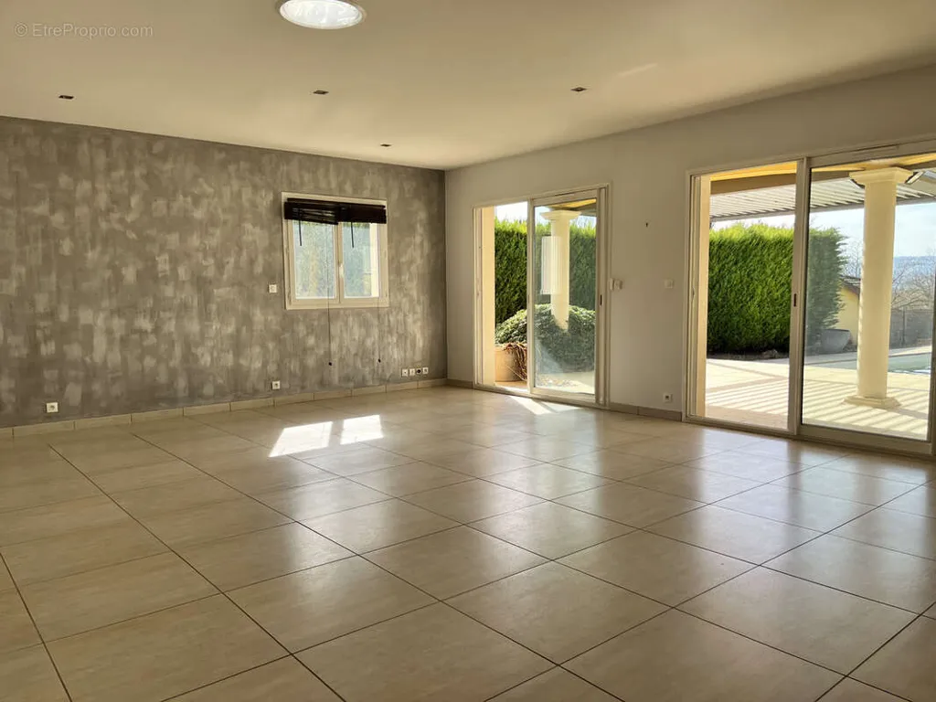Maison 5 pièces à Villefranche-Sur-Saone