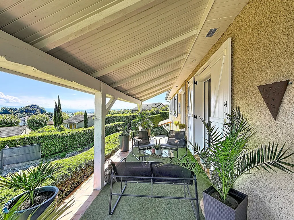 Terrasse - Maison avec Piscine et Terrasses à Meximieux