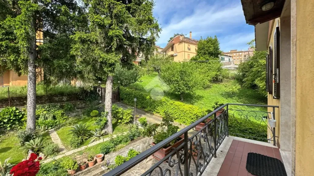 Balcon - 4-Room Apartment with Balcony in Monte Compatri