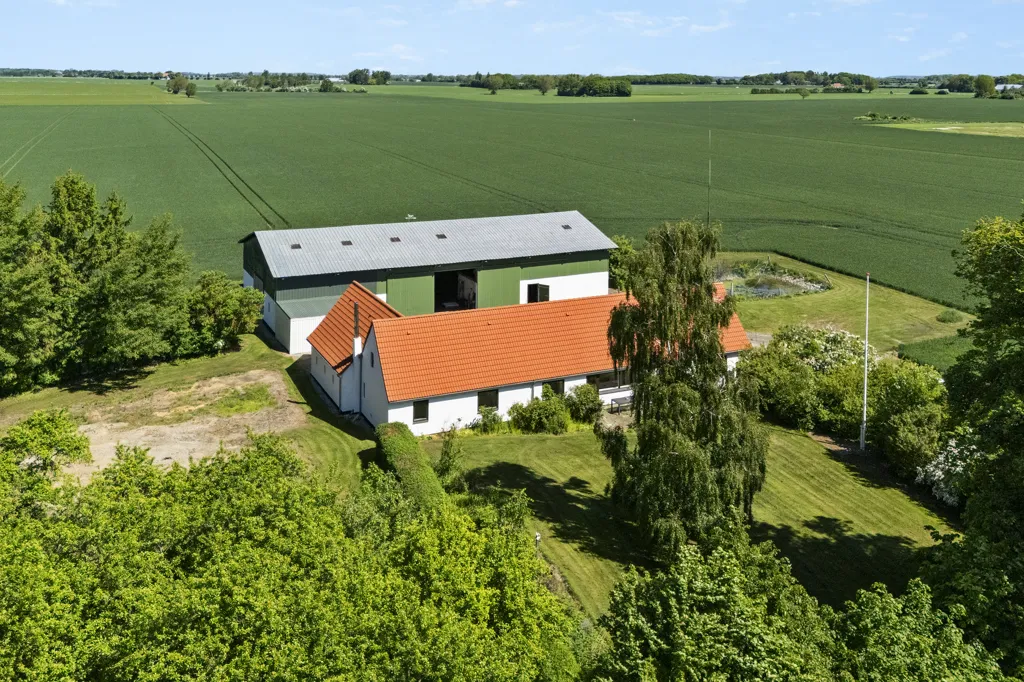 Õhuvaade - Villa with Large Barn in Nakskov