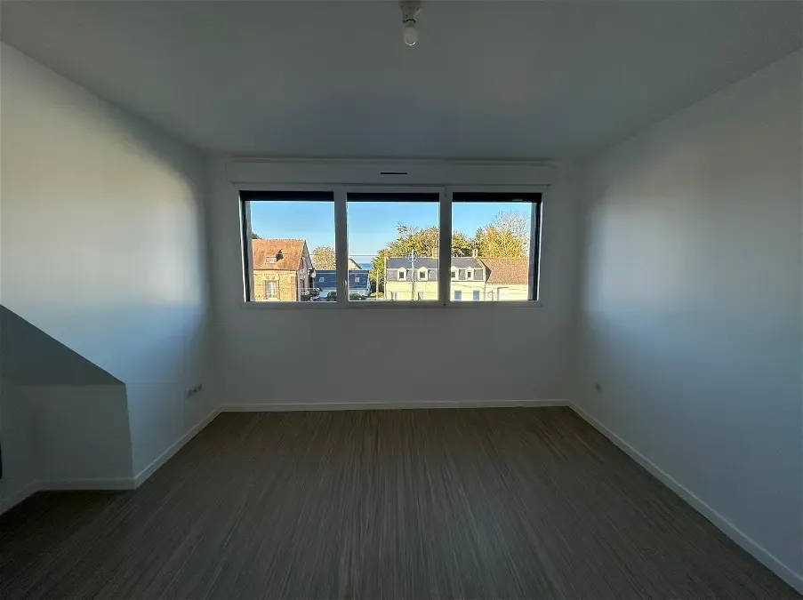 Toad - 2-Bedroom Apartment with Sea View in Courseulles-sur-Mer