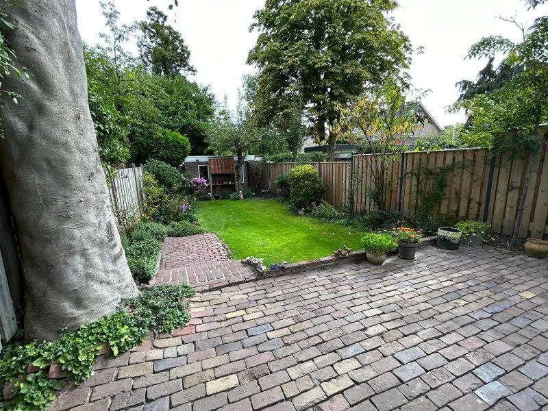 Aed - Charmant Corner House with Garden in Eindhoven