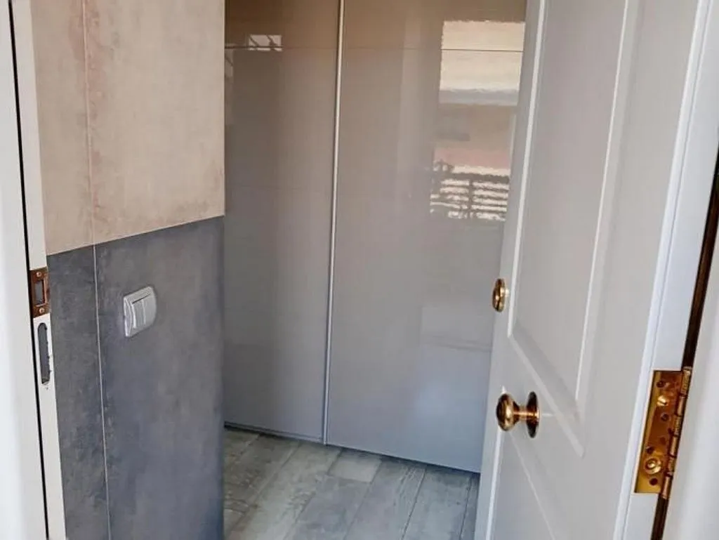 Esik - Renovated Apartment with Pool in Molino