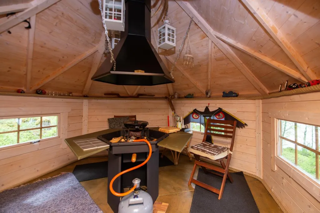 Pièces - Cottage with Sauna and Lake View in Jyväskylä