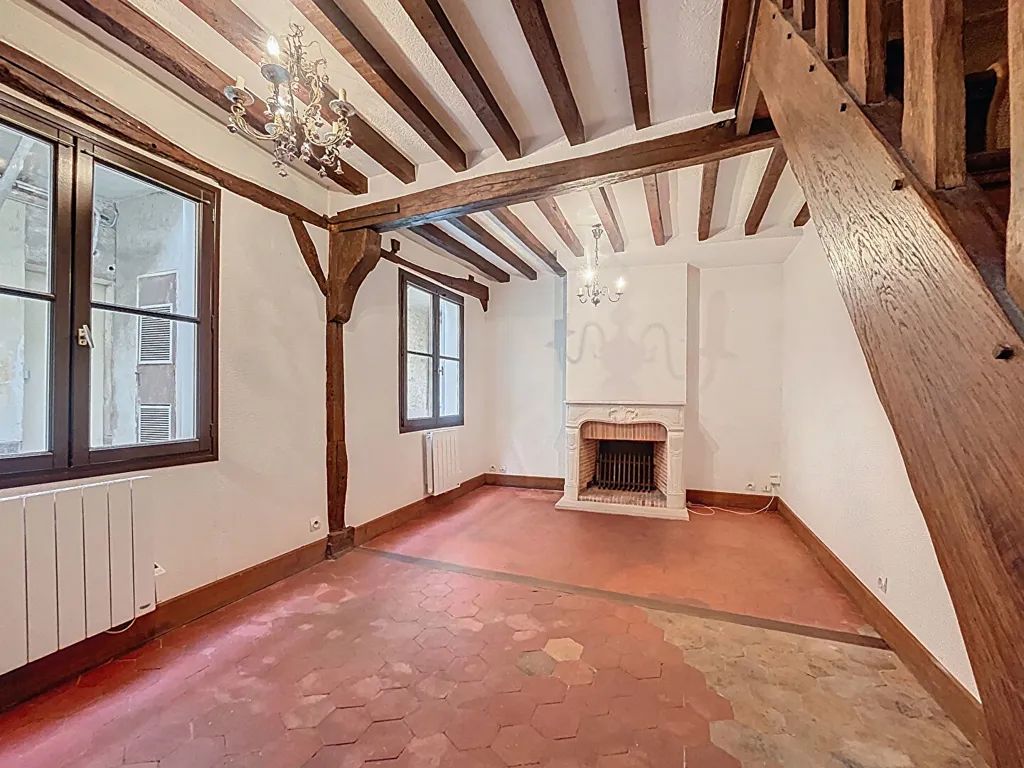 Rooms - 2-Bedroom Flat in Centre Ville, Rambouillet