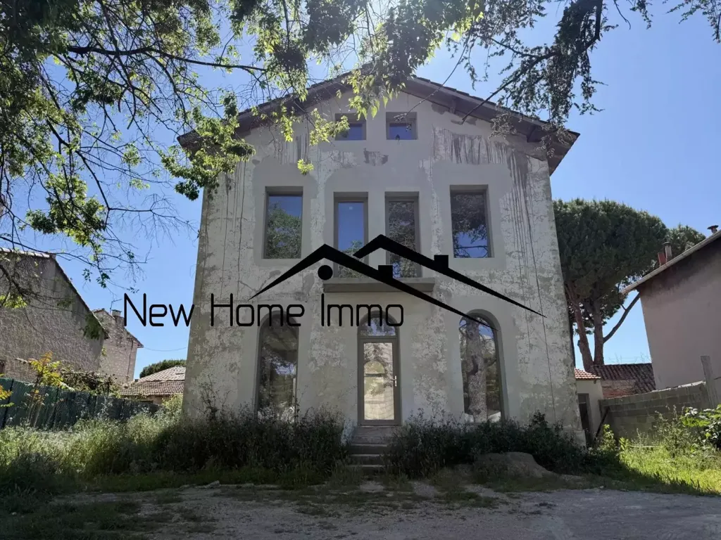 Välivaade - Luxury Villa with Pool Potential in Marseille