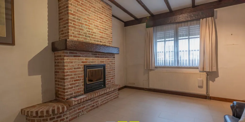 Séjour - Maison à Renover avec Jardin à Maasmechelen