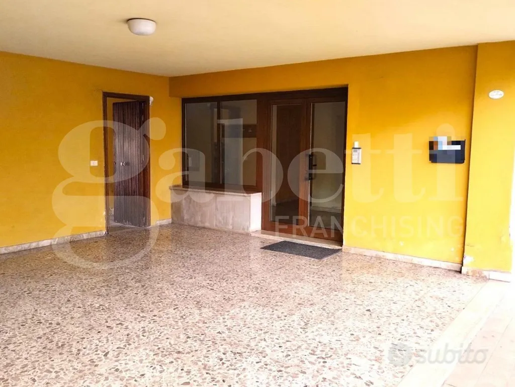 Terrass - Bright Flat with Balcony in Avezzano