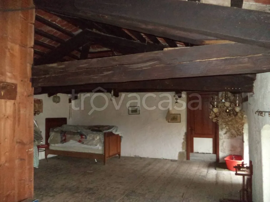 Pièces - Independent House with Garden in Cormons