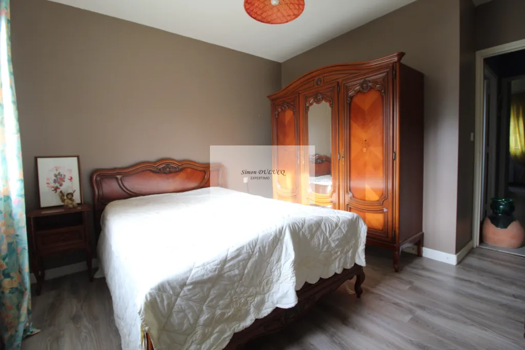 Chambres - Maison avec Sous-sol et Terrain à Lacaune