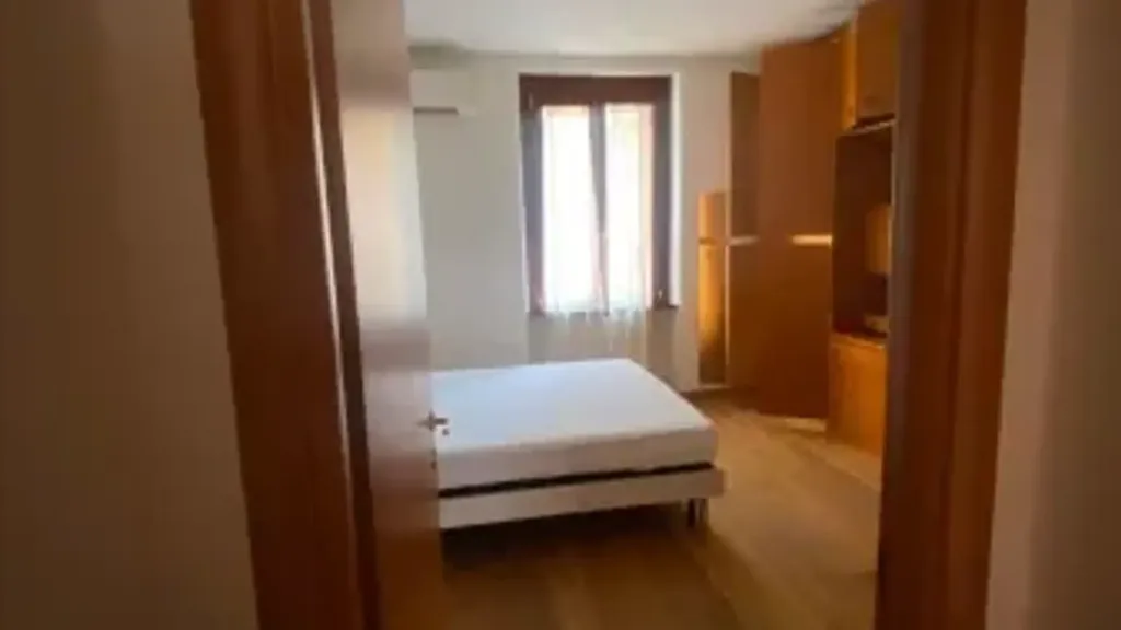 Magamistoad - Retrofitted Studio with Balcony in Milan