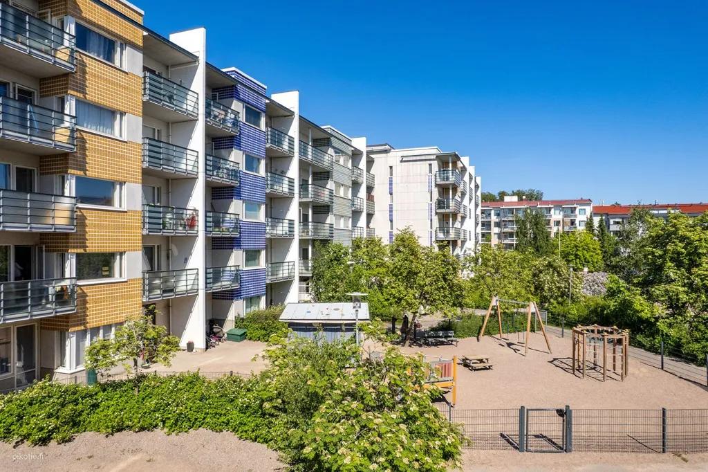 Appartement 4 pièces à FI