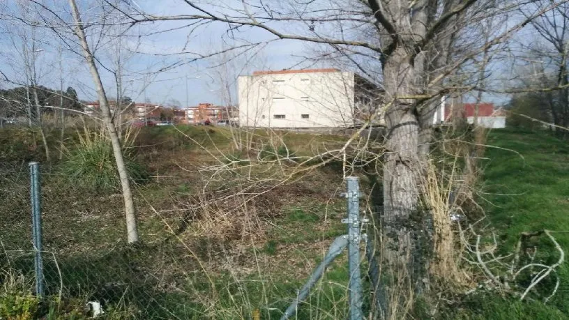 Jardin - Development Plot with Potential in Tordera, Barcelona