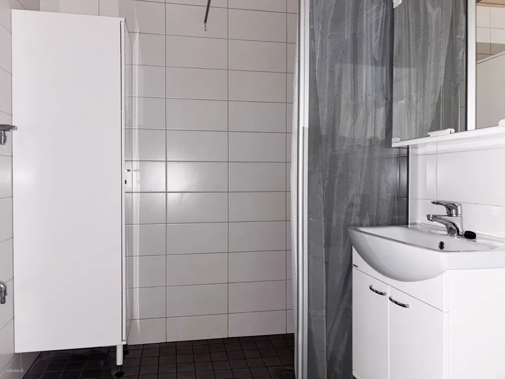 Bagni - Modern Apartment with Balcony in Jyväskylä