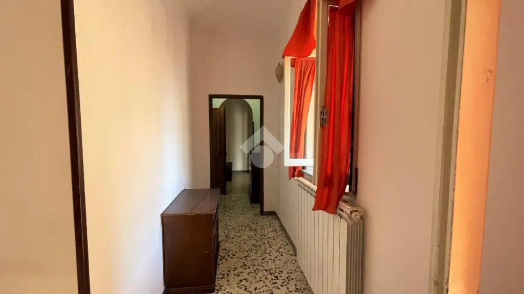 Esik - Bright Apartment with Balcony in Ceglie Messapica