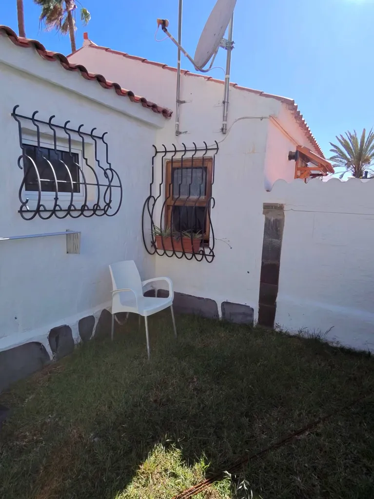 Aed - Bungalow with Private Garden in Playa del Inglés