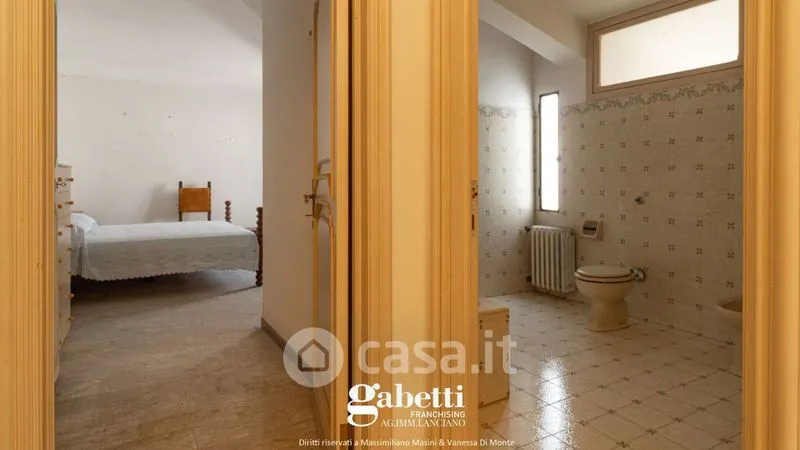 Salles de bain - Attico with Panoramic Terrace in Lanciano