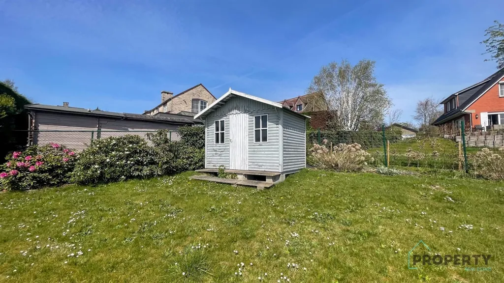 Garden - Classical Villa with Garden in Dilbeek