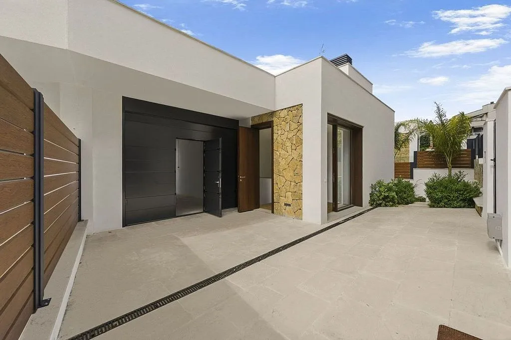 Jardín - Villa con piscina y vistas al mar en Sant Agustí