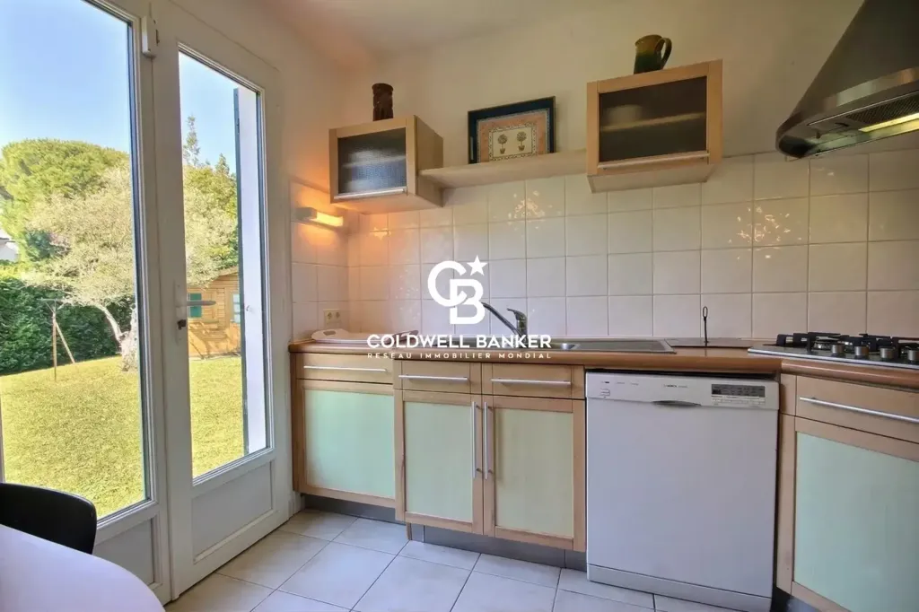 Cucina - Luxury Villa with Pool in Antibes
