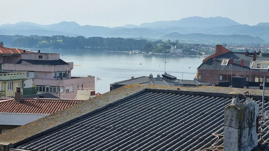 Apartment with Bay View in Puerto Chico