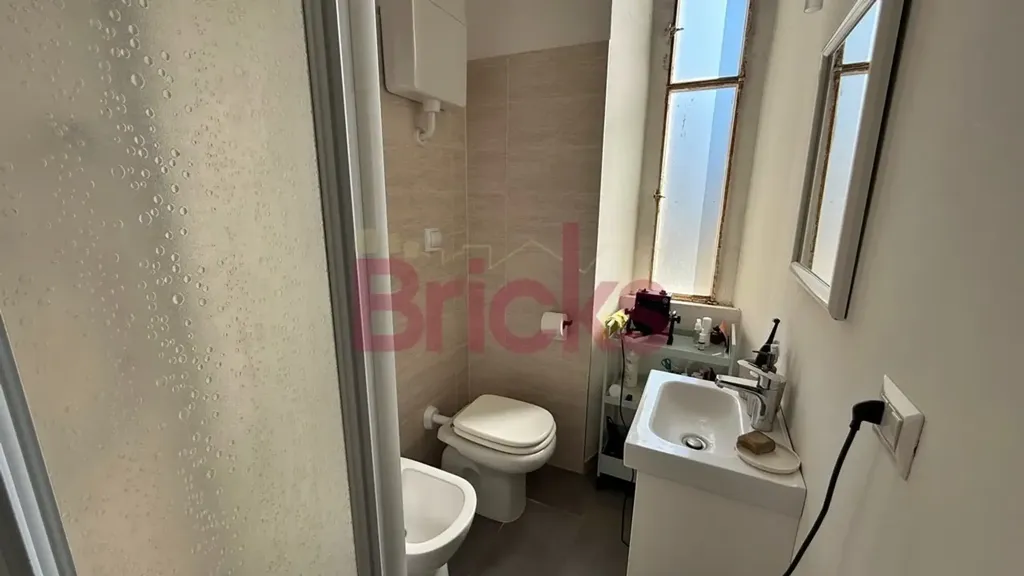 Salles de bain - Appartement 2 pièces à IT