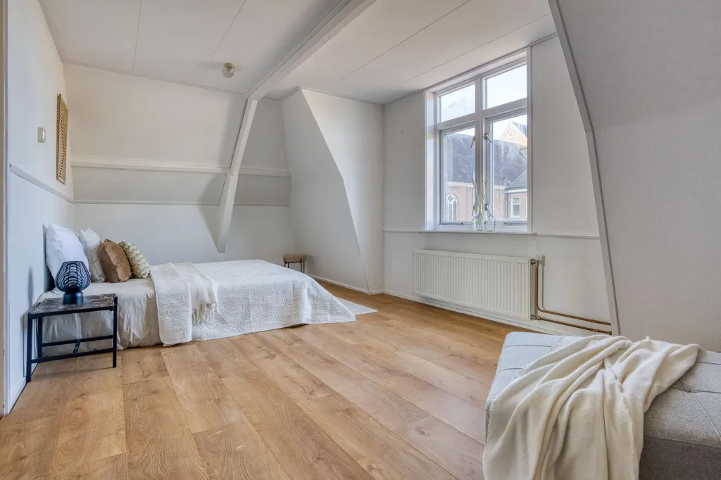 Bedrooms - Detached House with Large Garage in Spierdijk