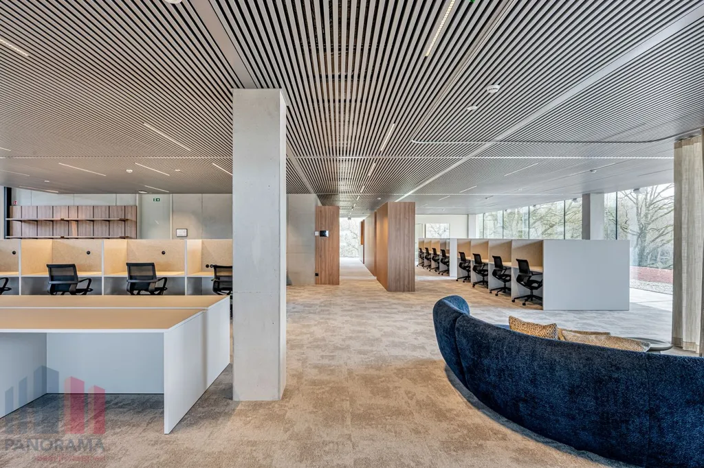 Office - Office Space with Highway Access in Bruges
