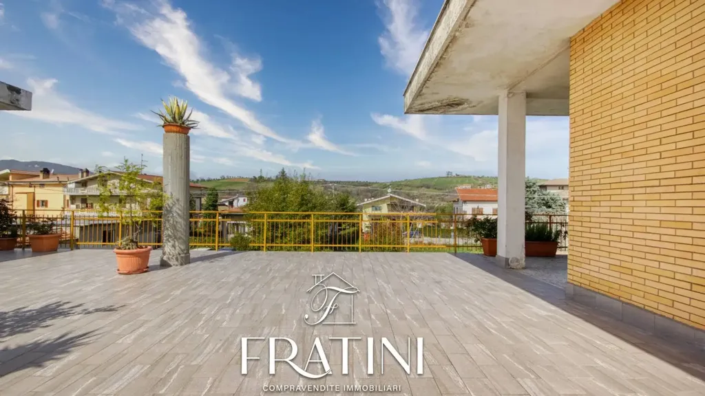 Terrace - Independent House with Panoramic Terrace in Sant'Egidio alla Vibrata